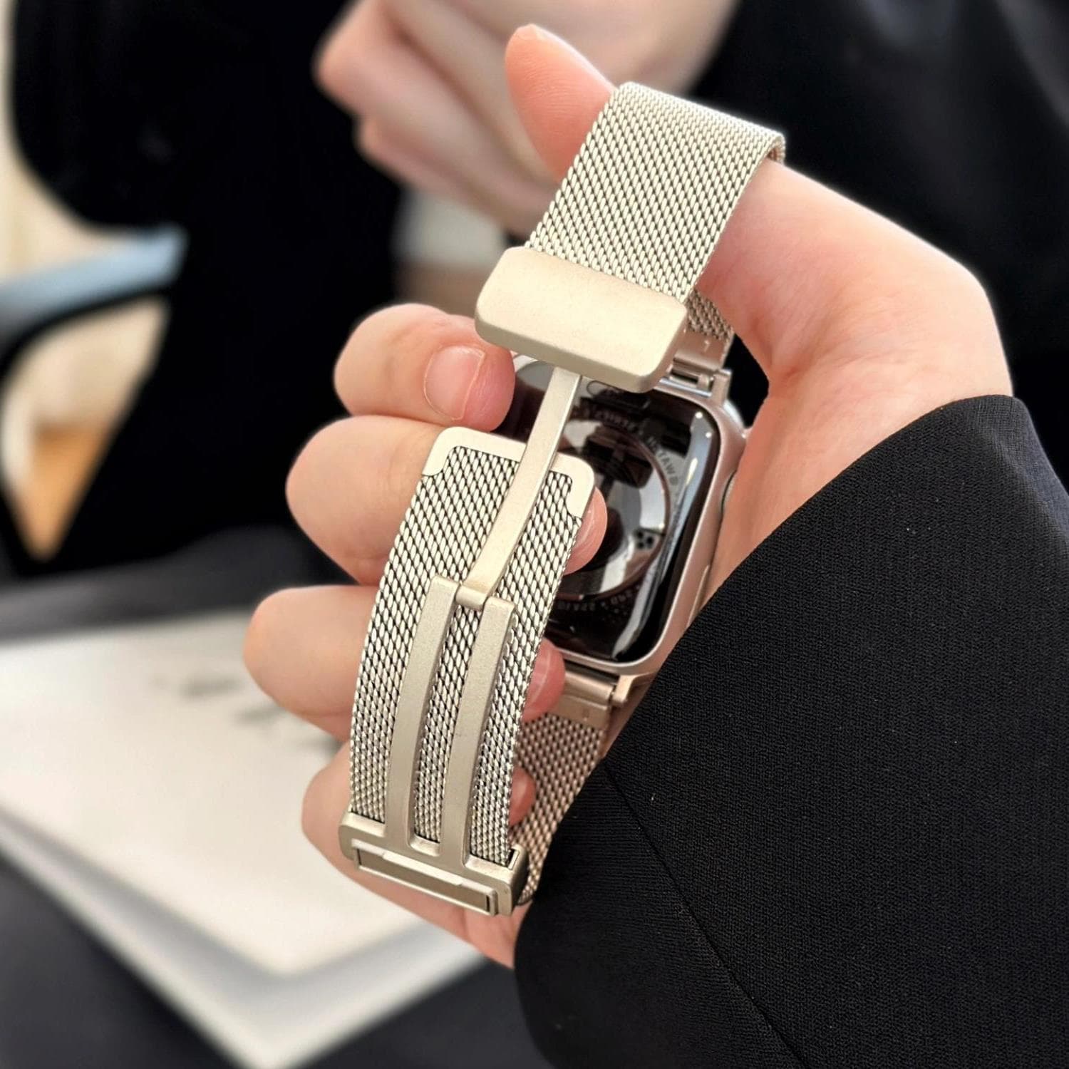 Milanese Loop Magnetic Stainless Steel Compatible with Apple Watch 8 Summer Apple S7 Watch Band S9 Band