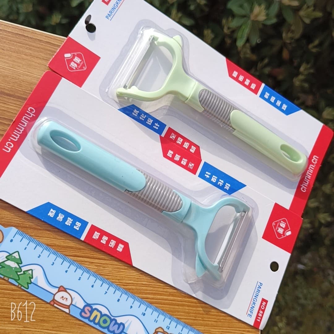 8811 Spot Wholesale/Fruit Planer/Peeling Knife/Scraper/Fruit Peeler One Yuan Two Yuan Store Supply