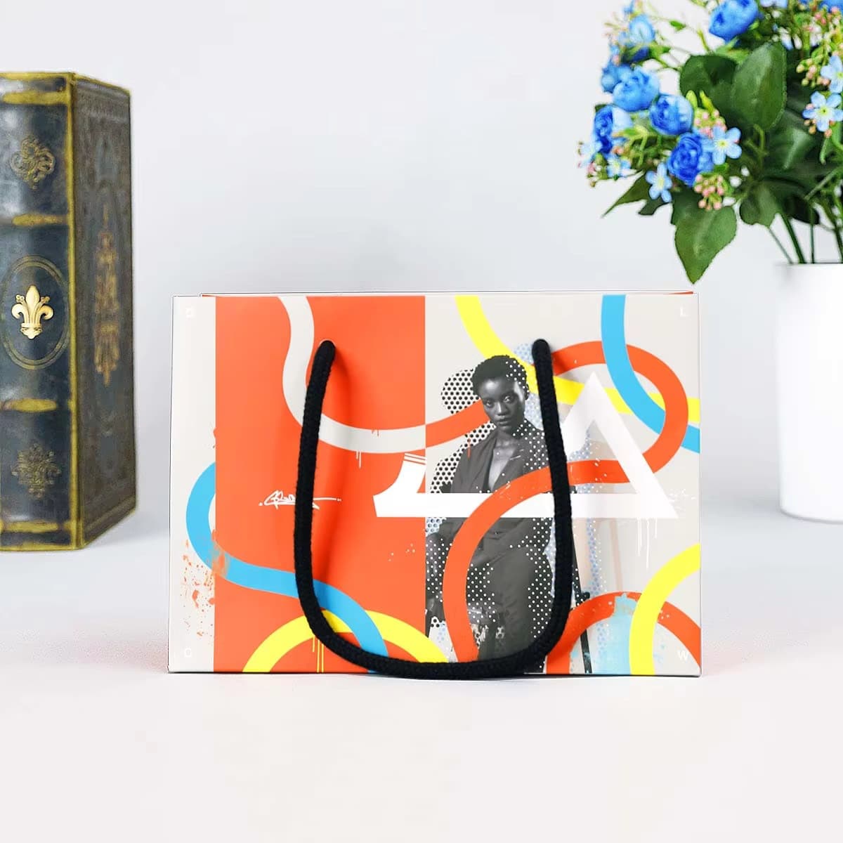 Logo luxury emballage papier sac high-end large gift shopping paper bag with your own logo