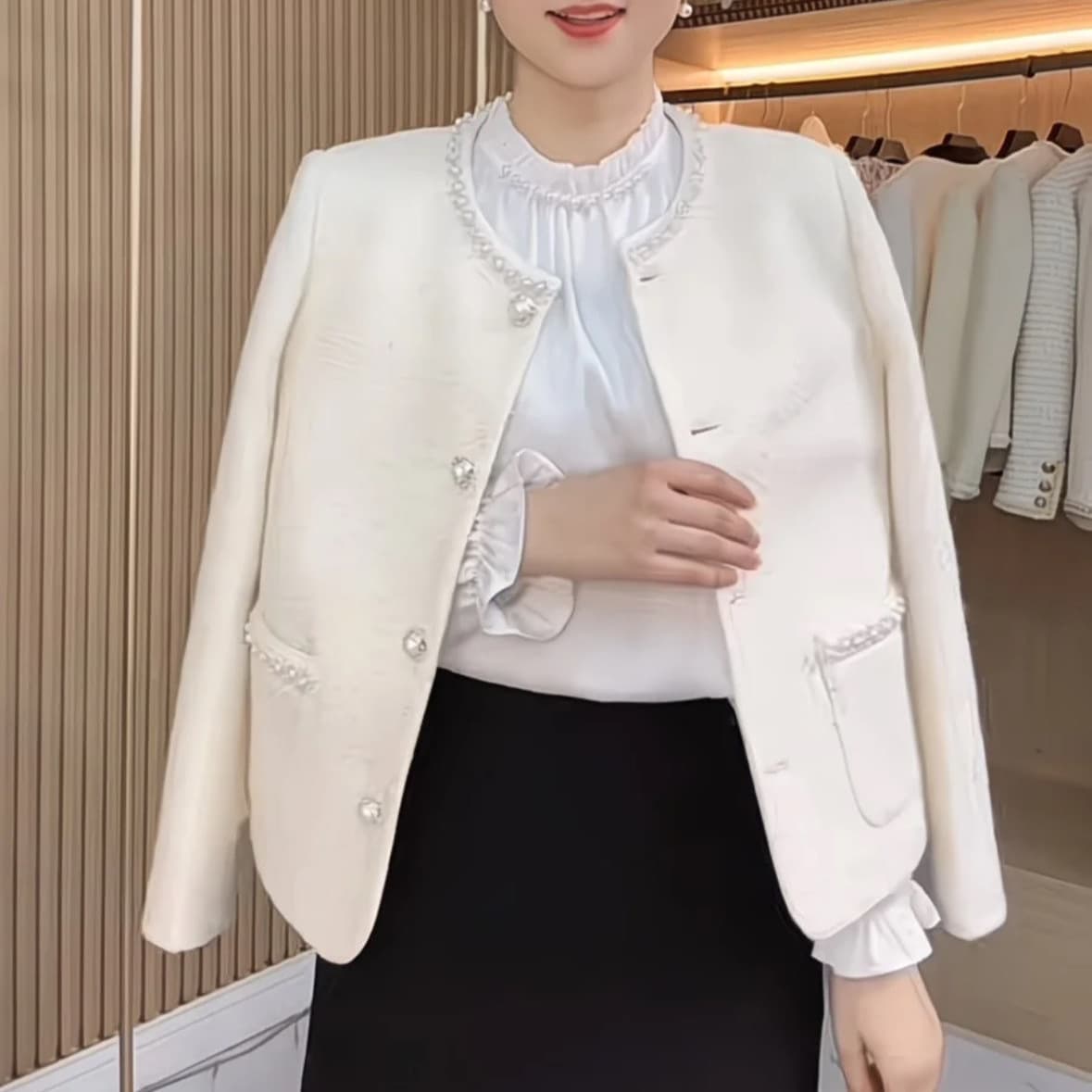 Drop Shipping Mother's Outfit Little Chanel Style Jacket Women's New Season Trendy Age-Defying Fashion Versatile Casual Slimming Short Style