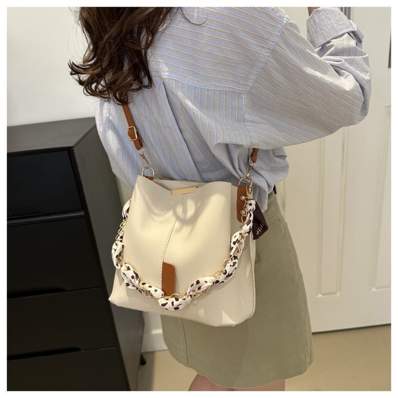 Premium Textured Bucket Bag 2025 New Fashion Crossbody Trendy Commuter High Appearance Versatile Women's Crossbody Bag