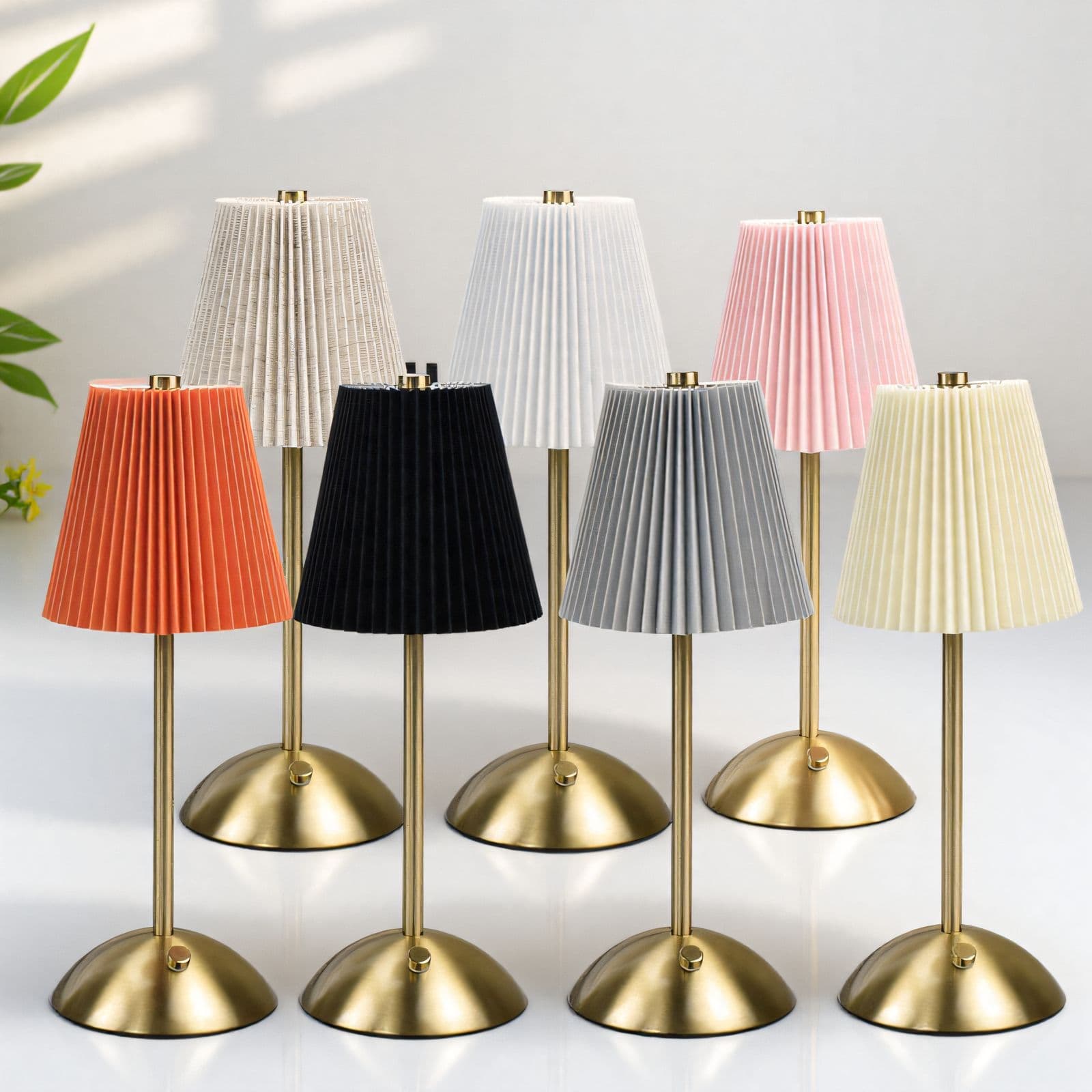 Cross-border metal table lamp rechargeable touch LED decorative atmosphere light usb rechargeable bedroom bedside table night light