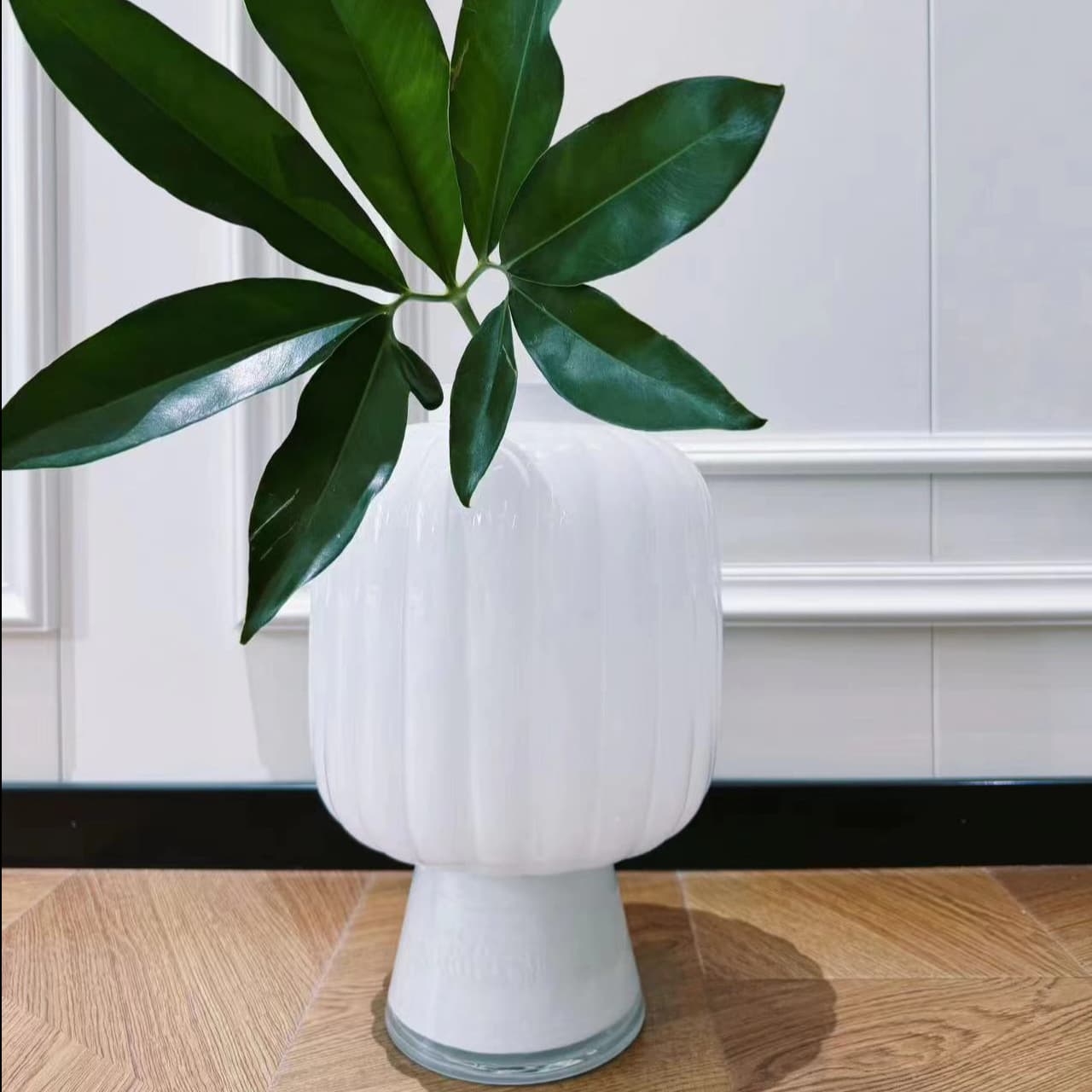 Modern simple rain culvert large hydroponic water-cultured glass vase flowers simulation flower horse drunken wood vase floor-standing ornaments