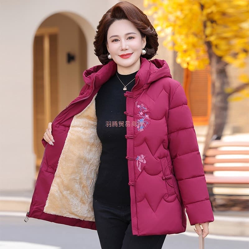Mom Outfit Winter Cotton Jacket Fleece-Lined Thickened Cotton Clothing Embroidered Middle-Age & Elderly Coat Women's Short Style Fashion 2025 New