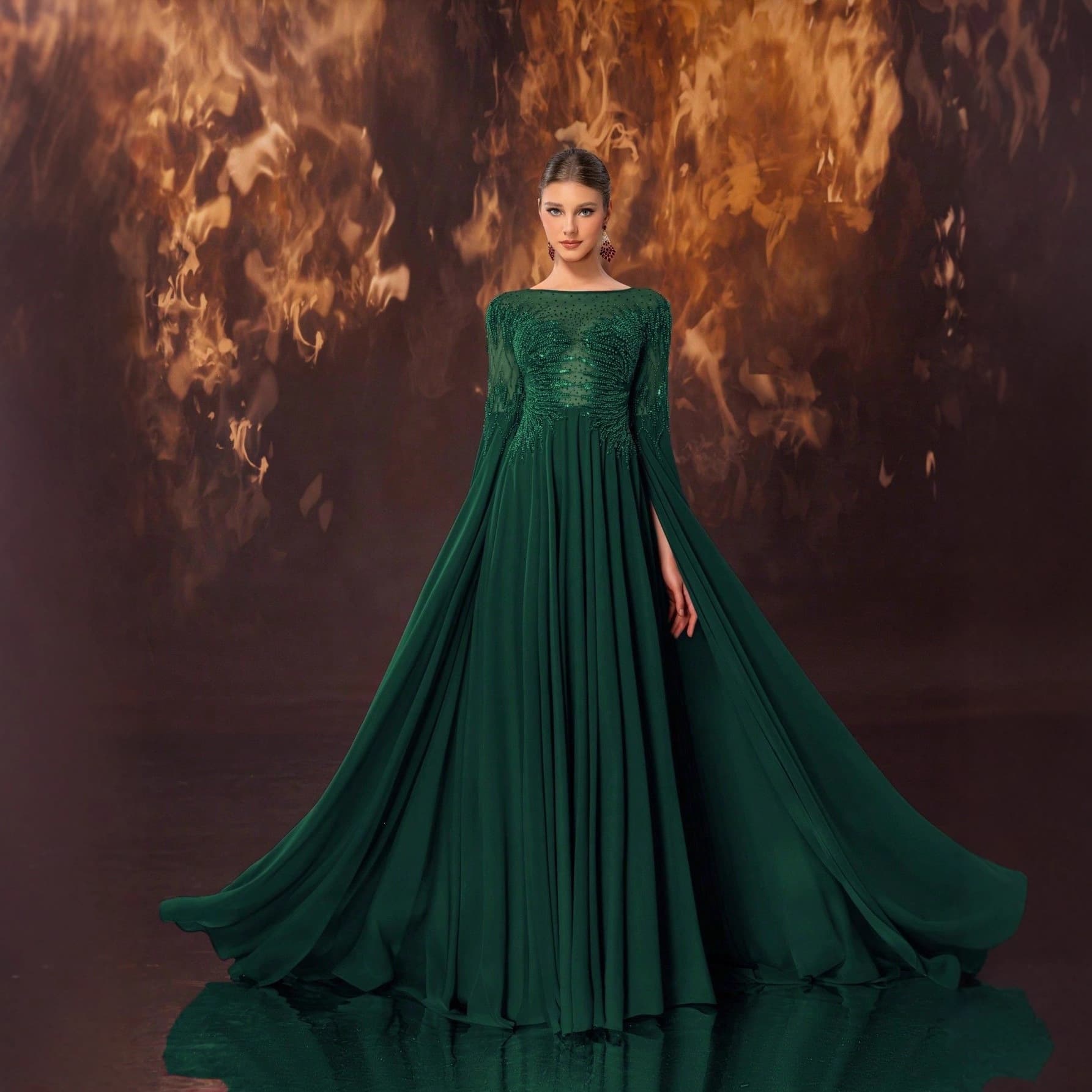 Ladies Heavy Industry Banquet Evening Gown Round Neck Beaded Extra Long Sleeve High-end Elegant Evening Gown-SSM004