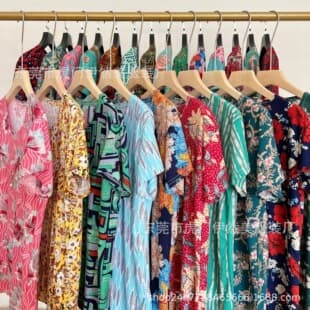 Middle-Aged and Elderly Mother's Clothing Wholesale, Summer Plus Size Lady Short Sleeve T-Shirt, 1 Yuan Women's Cheap Street Stall Source