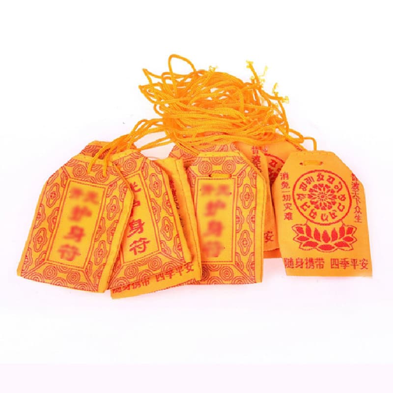 Wholesale cloth bags, fortune pouches, small Buddha bags, and portable lucky charm bags.