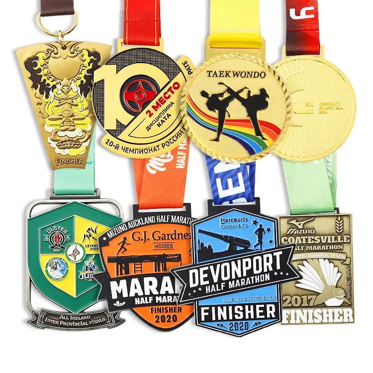 Custom metal medals, including gold, silver, and bronze medals for marathon events, with printed logos and commemorative plaques.