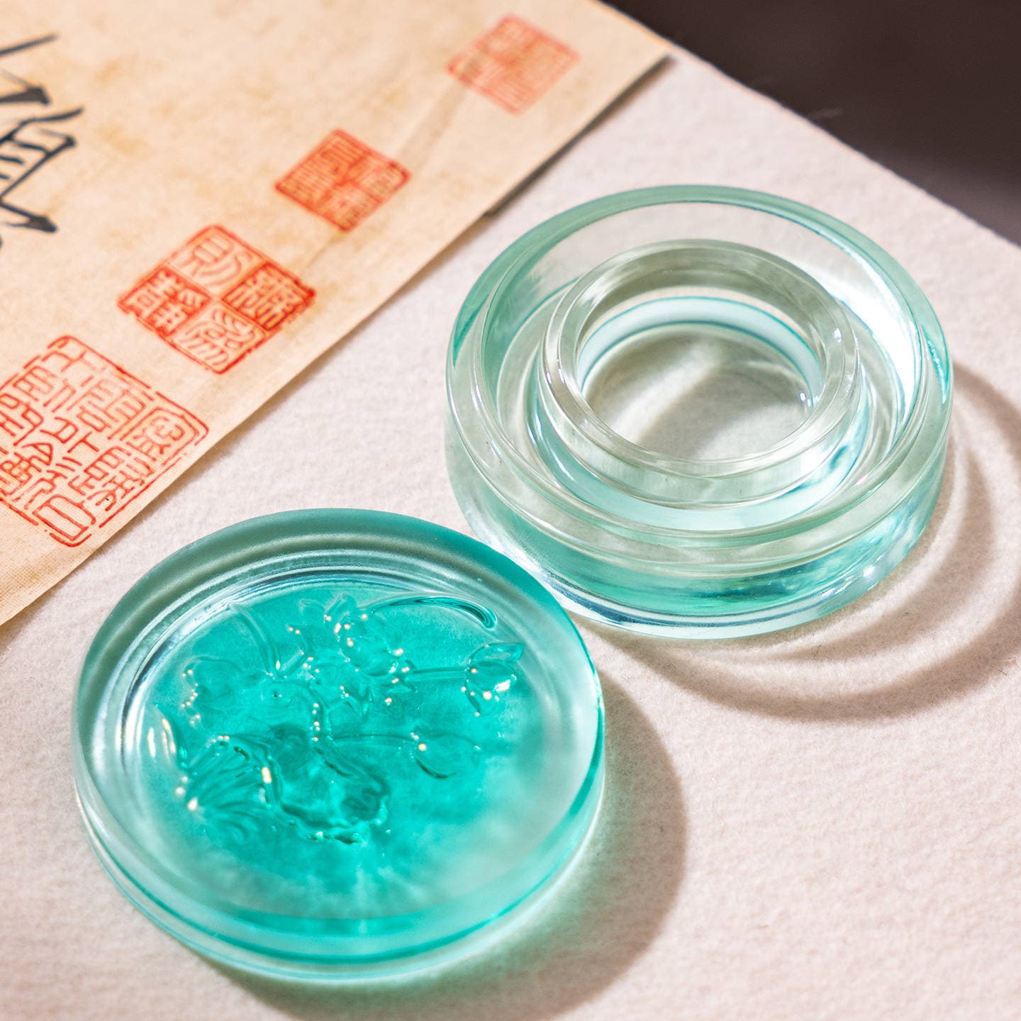 Glass covered crystal hot pot inkstone non-drying ink high-value moisturizing transparent calligraphy special ink ornament glass