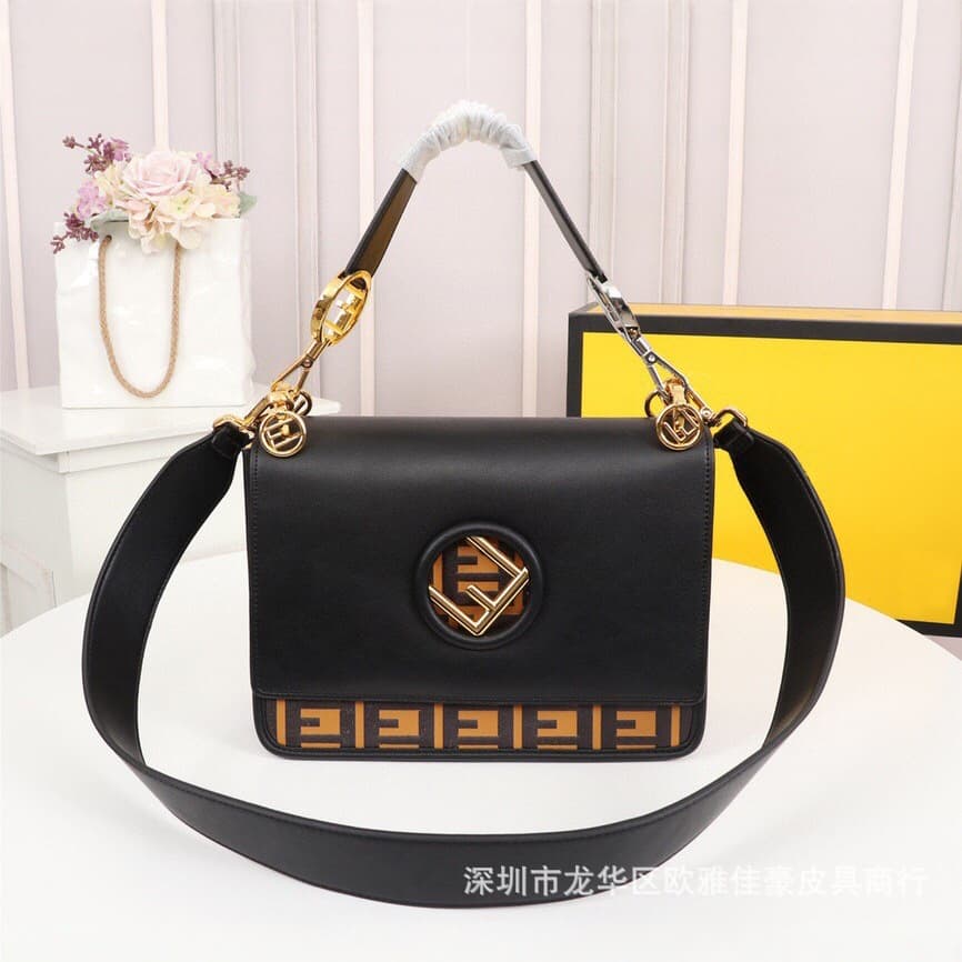 Cross Border bags kani Genuine Leather Women's Bag High-end Shoulder Crossbody Handbag Embossed Fashionable Small Square Bag