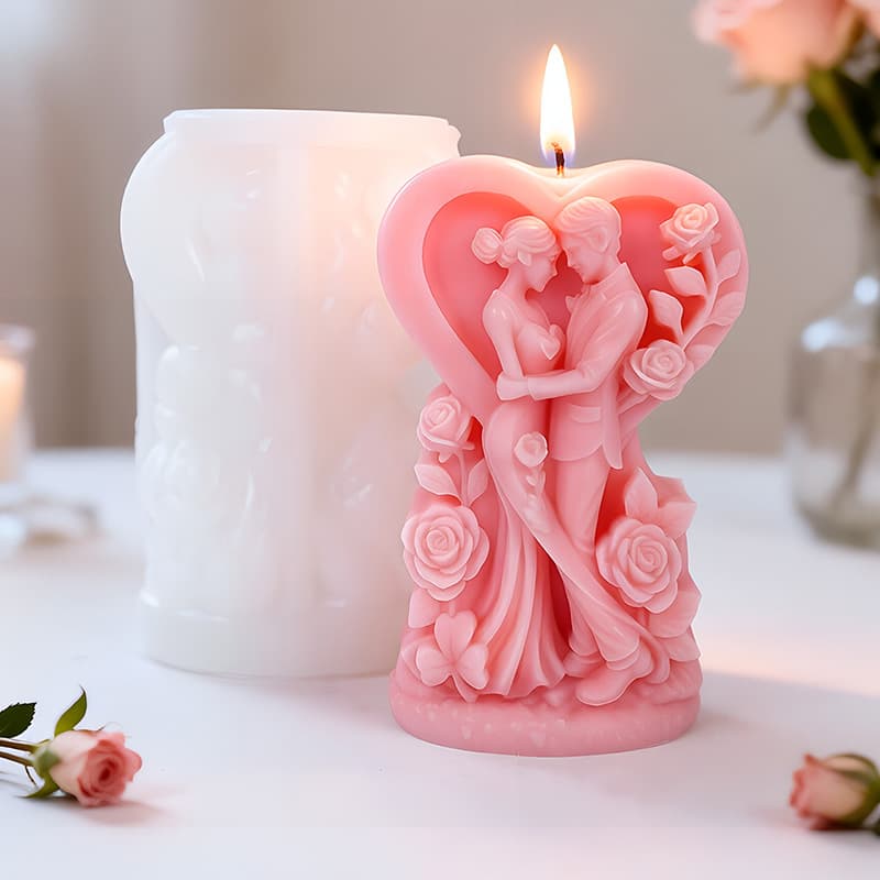 Hanwen DIY Valentine's Day Kissing Couple Silicone Mold Rose Lovers Embracing Aromatherapy Candle Mold Ornament