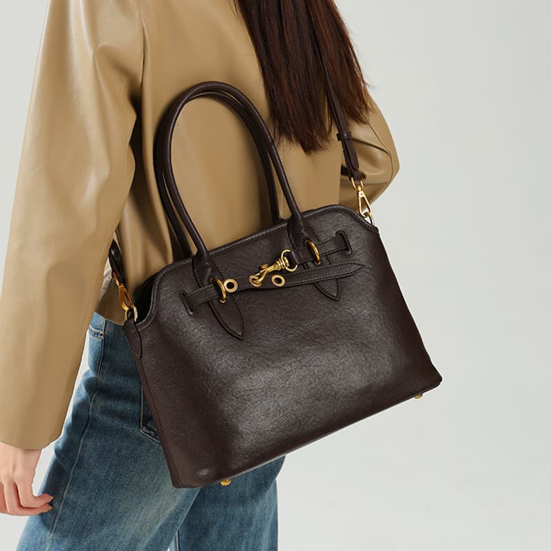 MIU New Calfskin Large Bag Vintage Commuter Briefcase 2026 New Large Capacity Genuine Leather Handbag Women's Bag