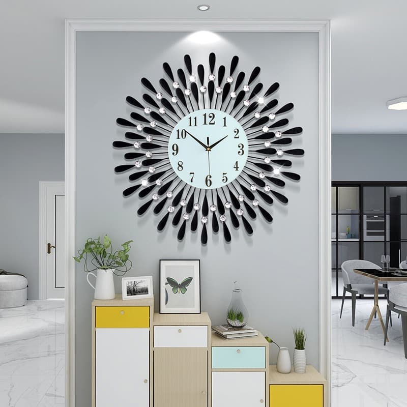 Modern Quartz Wall Clock Iron Art Creative Decorative Living Room Electronic Hanging Clock Battery Powered Round Glass Surface
