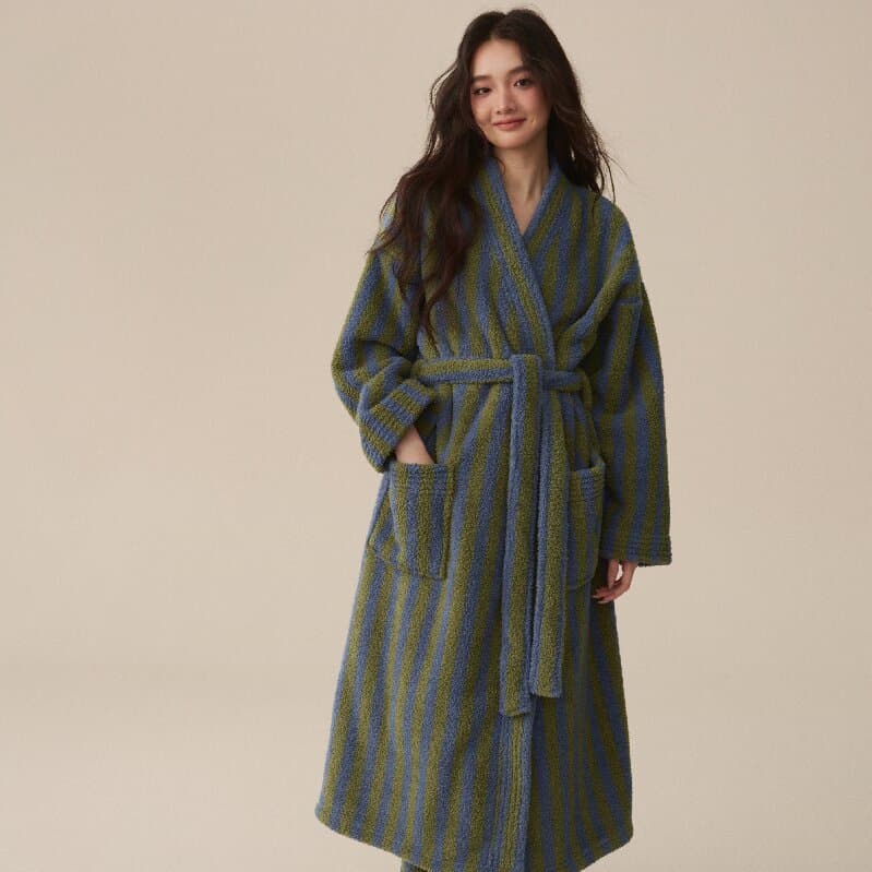 In Stock Autumn/Winter Women's Pajamas Half-Side Velvet New Long Thick Robe Coral Fleece Set Morning Bathrobe