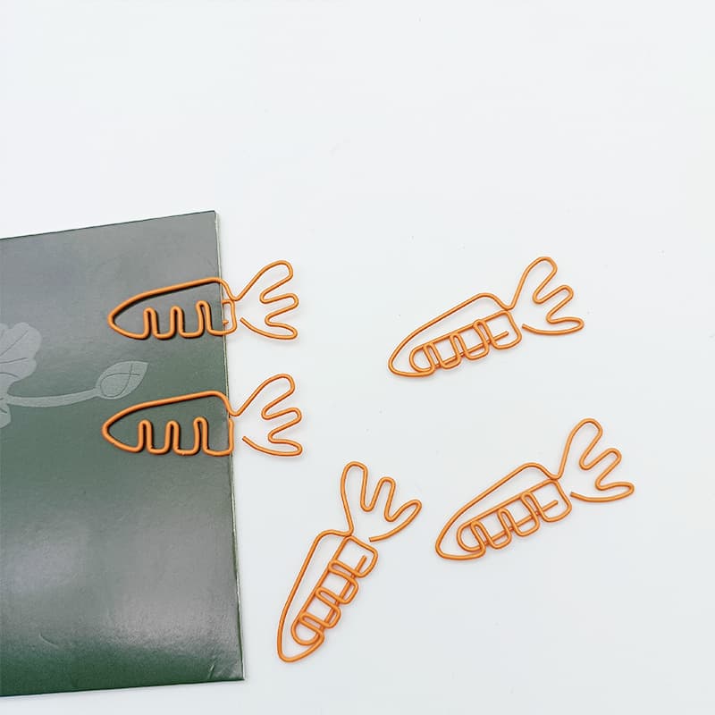 New carrot paper clips, vegetable clips, fruit paper clips, manufacturer’s creative cute clips, special-shaped paper clips