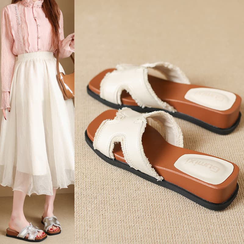 Thick-Soled Wedge Slippers for Women, Summer Outdoor Wear, Lazy Slippers, 2026 New Fairy Style, Suitable for Pairing with Dresses, French-Style One-Strap Sandals