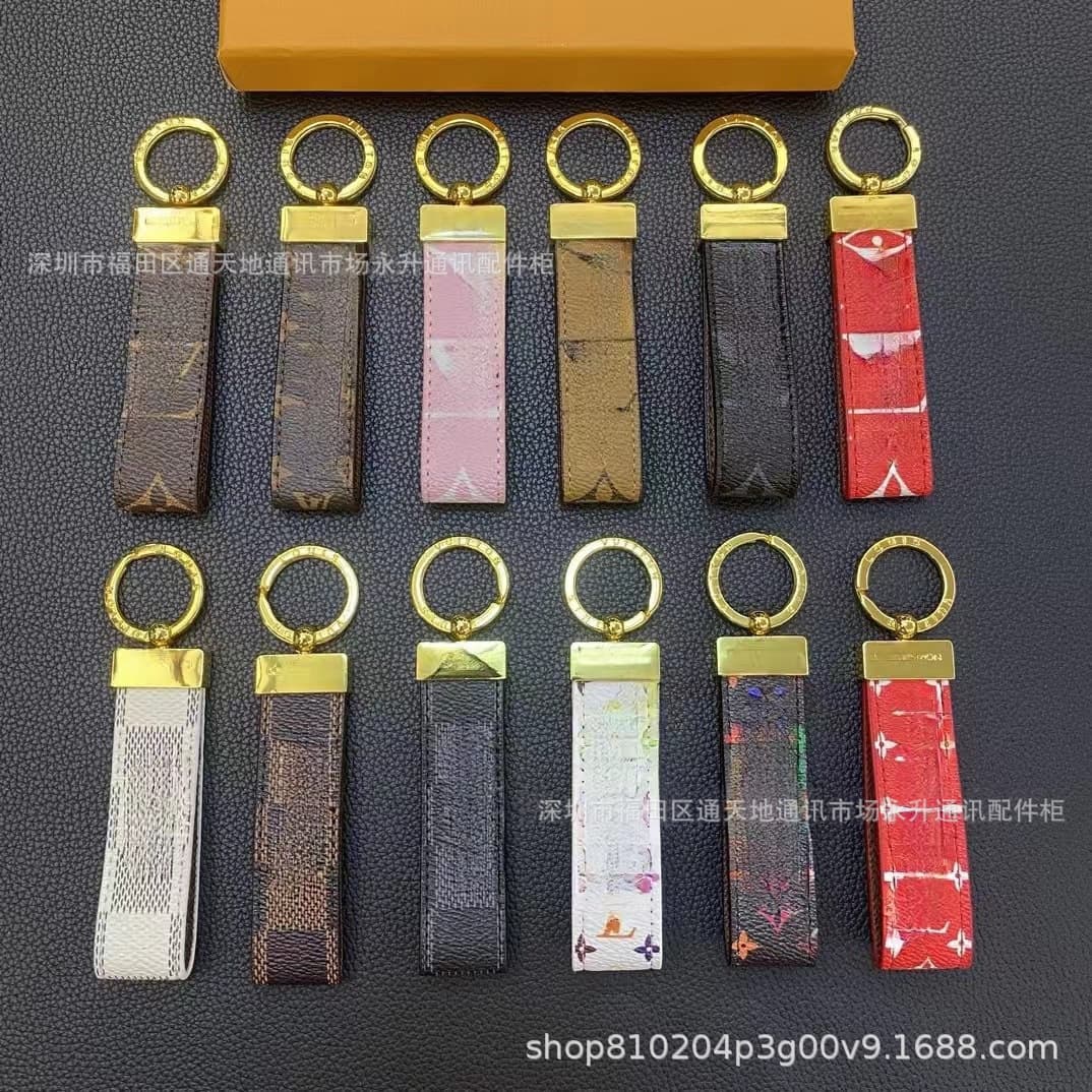 European and American classic vintage monogram car keychain key ring luxury key fob export style