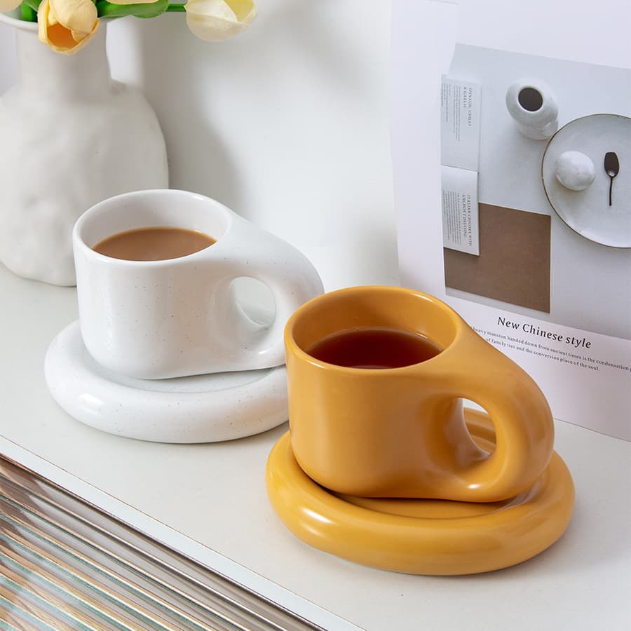 Custom Korean-style Couple Chubby Coffee Cup and Saucer Set Ins Coffee Cup Ceramic High Appearance Cup Gift Box Customization