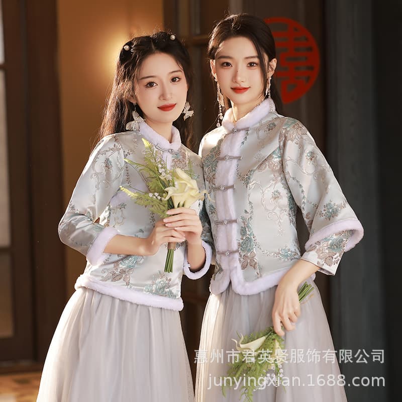 Chinese Bridesmaid Dress 2025 Summer New Wedding Gown Long Sleeve Cheongsam Slimming Vintage Bridesmaid Dress
