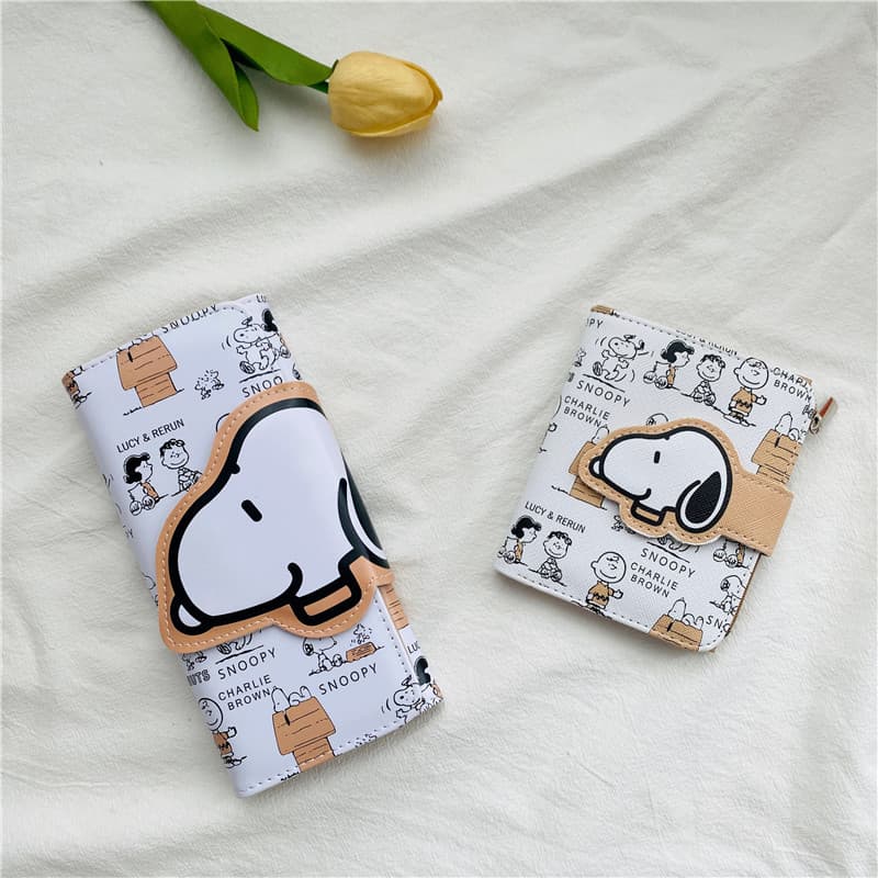 Korean style cute cartoon Snoopy short and long wallet/coin purse with bi-fold PU zipper.