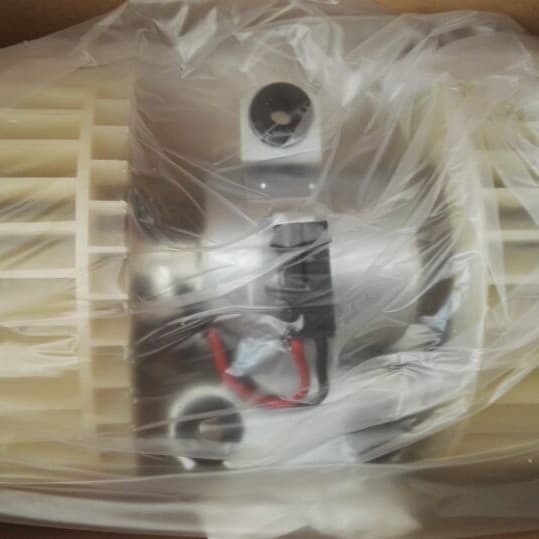 Original factory export, suitable for BMW E39 motor, BMW E34 motor, BMW X5 motor, automotive air conditioning parts