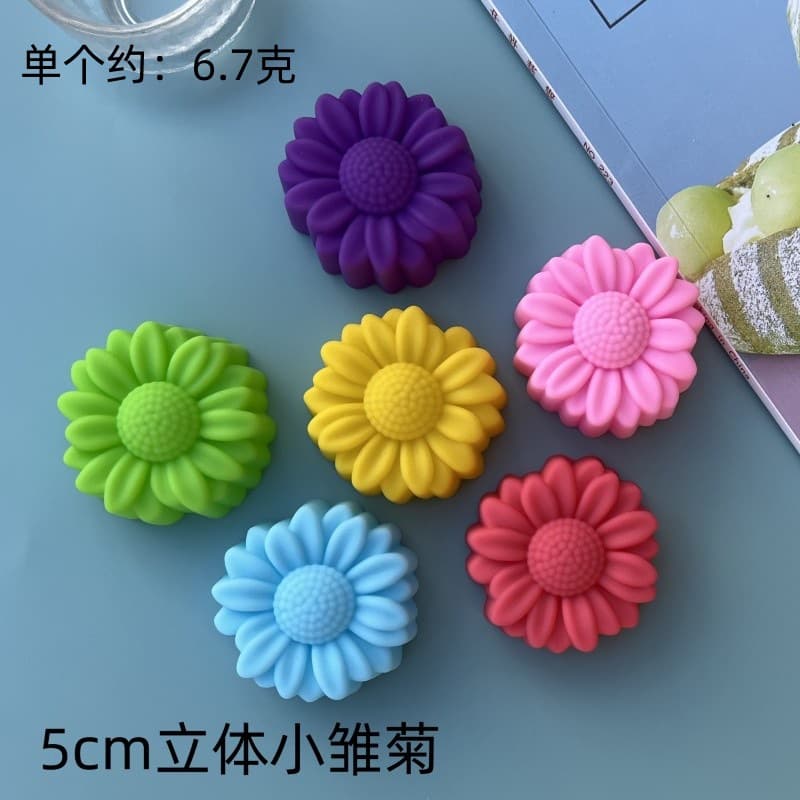 5cm New 3d Little Daisy Cake Jelly Pudding Biscuit Candle Silicone Mold For Baking Dessert Making