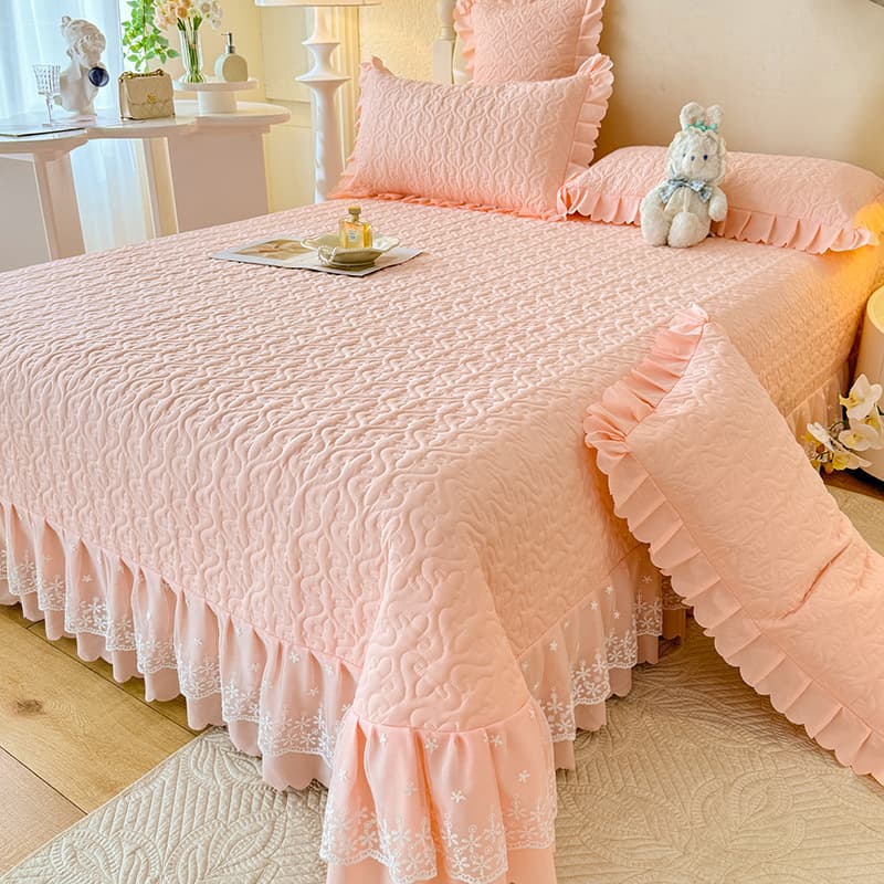 Korean Princess Style Quilted Bed Cover 3-Piece Set, Washed Cotton Solid Color Lace Trim Thickened Bed Skirt Style, All-Season Bed Cover