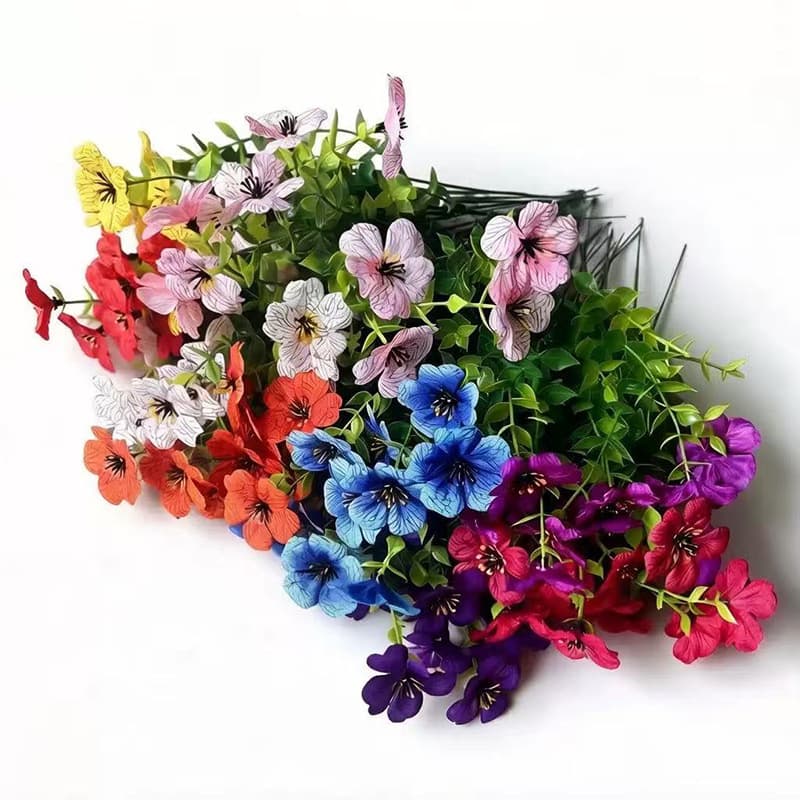 Simulated Small Daisies, Fake Flowers, Eucalyptus, Violets, Single-Stem Artificial Flowers, Artificial Flowers, Outdoor Garden Decorative Flowers, Green Plants