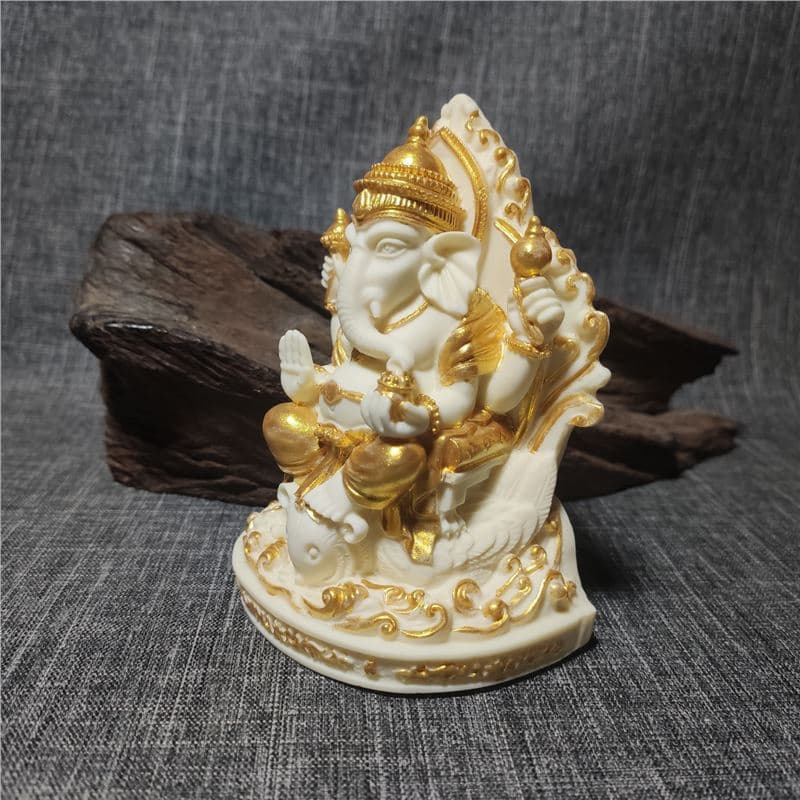 Ivory Nut Carved Elephant Wealth and Blessing Living Room Entrance Decoration Elephant God Car Ornament Creative Craft Gift