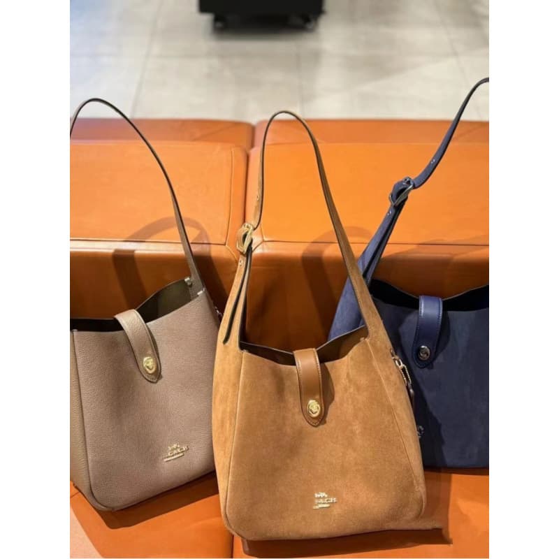 Coach C's new hadley Hadley hobo armpit bag shoulder tote bag bucket bag commuter women's bag