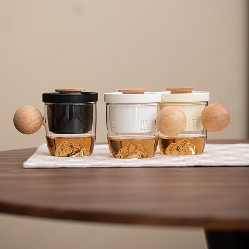 Simple ceramic mug/glass cup with tea infuser and lid, suitable for personal use, home, or office.