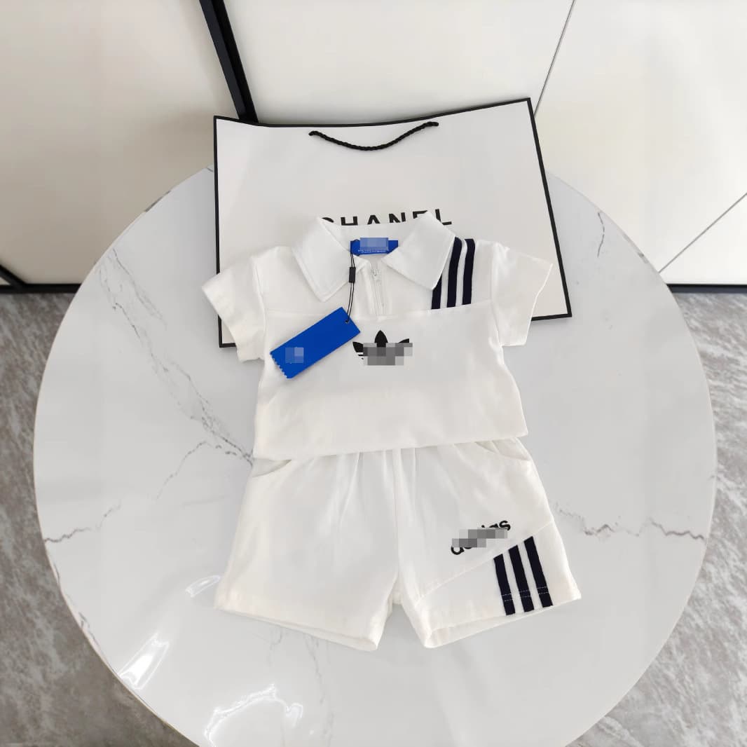 Boys Summer Outfit 2025 New Fashion Korean Style Top T-Shirt + Shorts Casual Sports 2-Piece Set Trendy