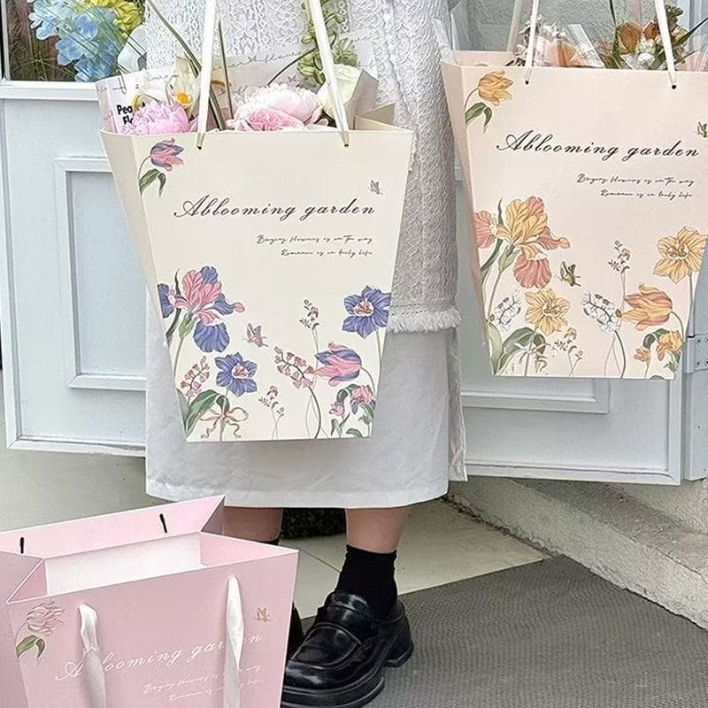 Trendy New Qixi Trapezoid Handbag Flower Packaging Trapezoid Bouquet Bag Flower Handbag Flower Shop Florist Bag