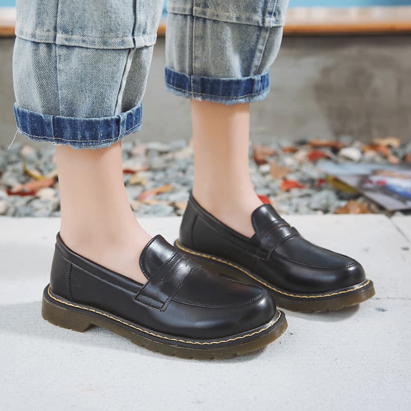 2022 Spring/Autumn New Women Casual Pumps Trend Japanese Soft Girl Loafers Flat Slip-On JK Uniform Mary Jane Shoes