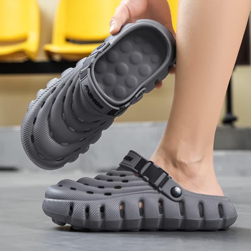 Fashion Sports Casual EVA Clog Sandals for Men, Thick Sole, Closed-Toe, Breathable, Cloud-Like Comfort, Outdoor Beach Sandals