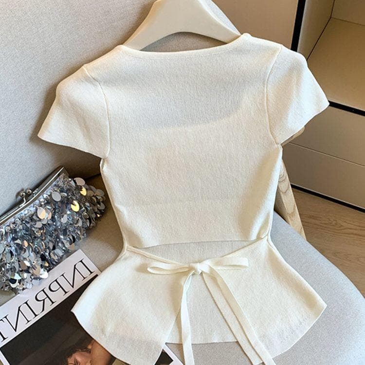 Apricot Waist-Cinching Square Neck Knitted Short-Sleeve T-Shirt for Women, New Summer Style, Petite Fit, Hollow-Out Versatile Top in Yellow