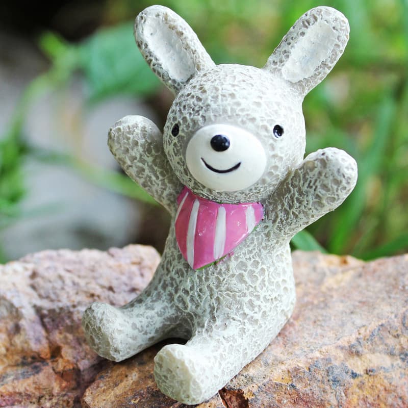 Mini baby infant looking up animal figurine creative zakka craft wholesale resin figurine