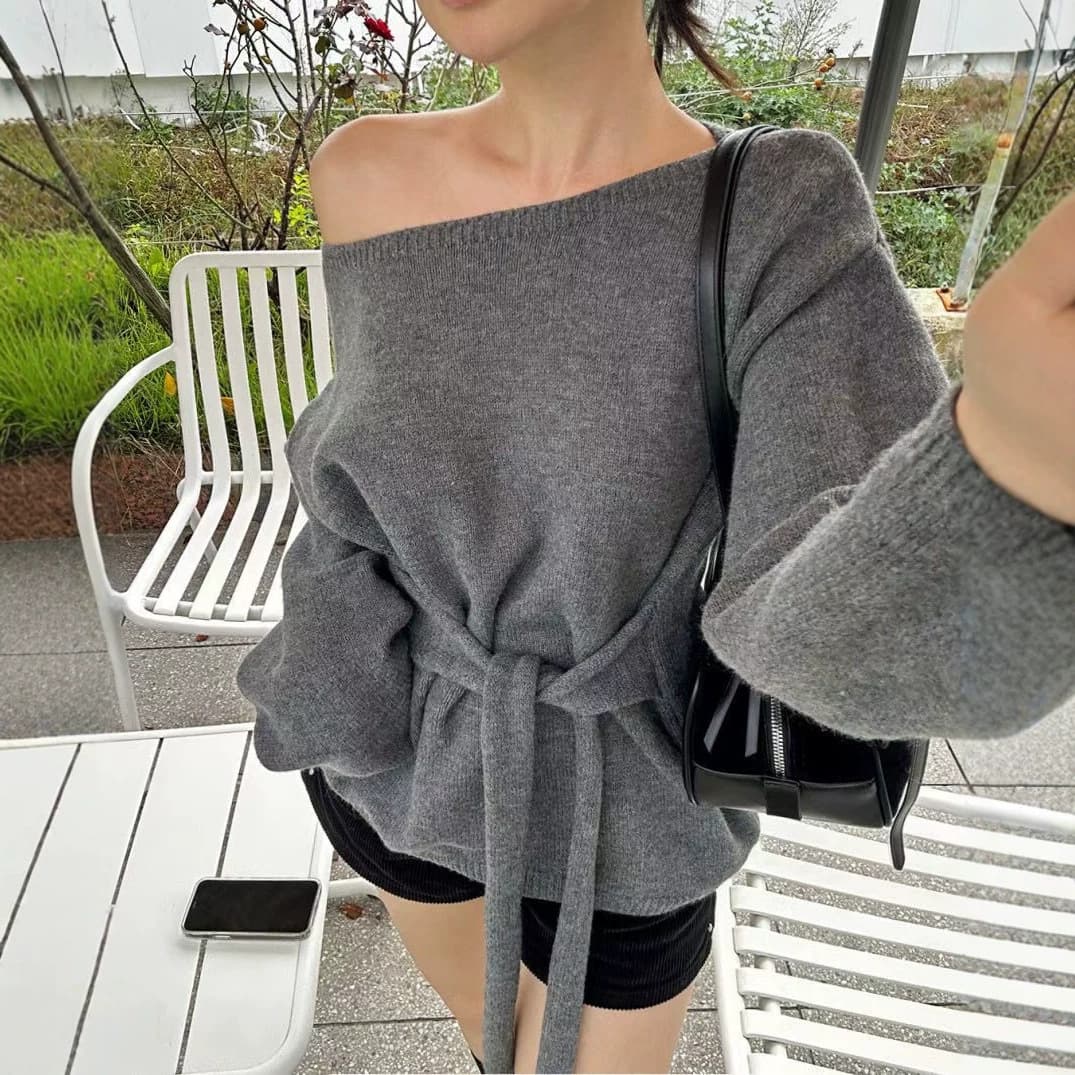 2026 Fall/Winter New Knit Sweater for Women Korean Lazy Design Tie Waist Slimming One-Shoulder Collarbone Sweater