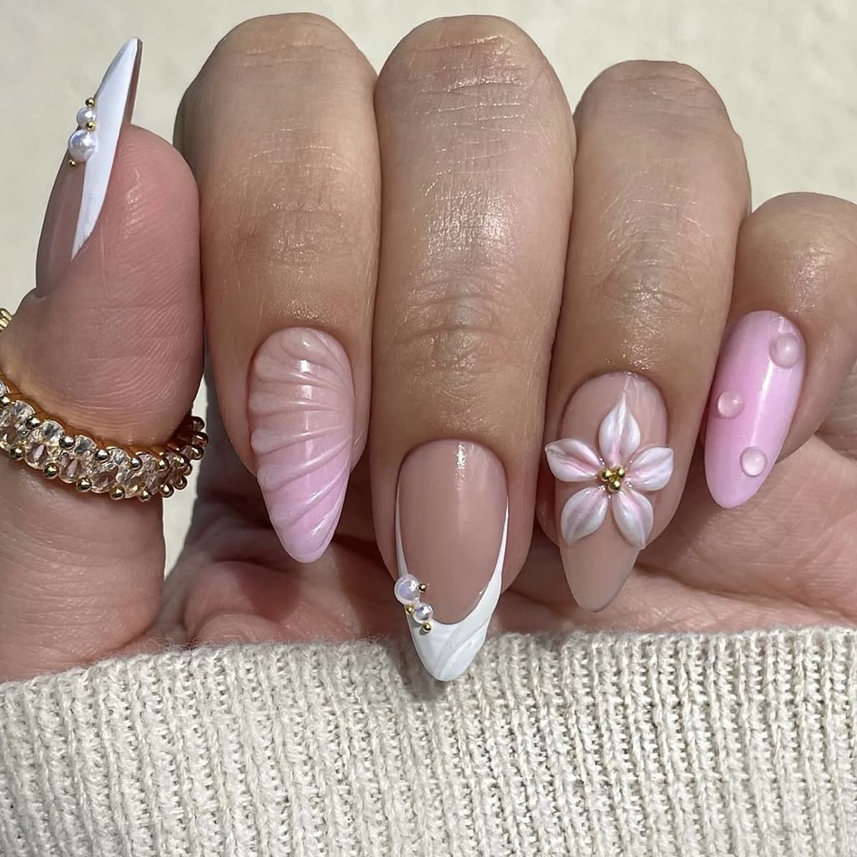 Cross-border Bestseller Valentine's Day 3D Gel Nail Wraps with Floral Design in Pink and White Tones, Elegant and Cute, 24 Pieces