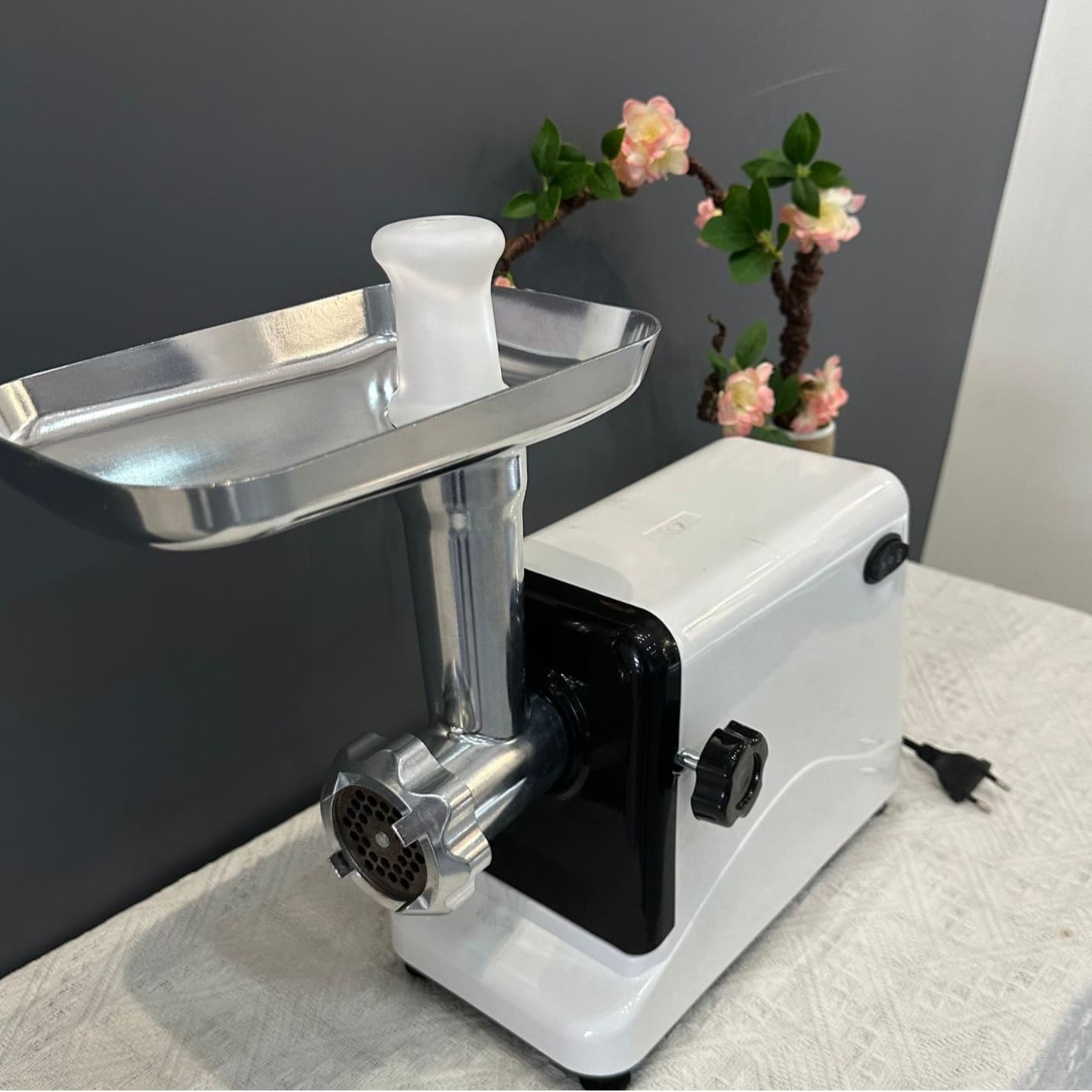 MeatGrinder meat cutting treasure sausage filling machine electric small multi-functional household meat grinder factory wholesale stuffing