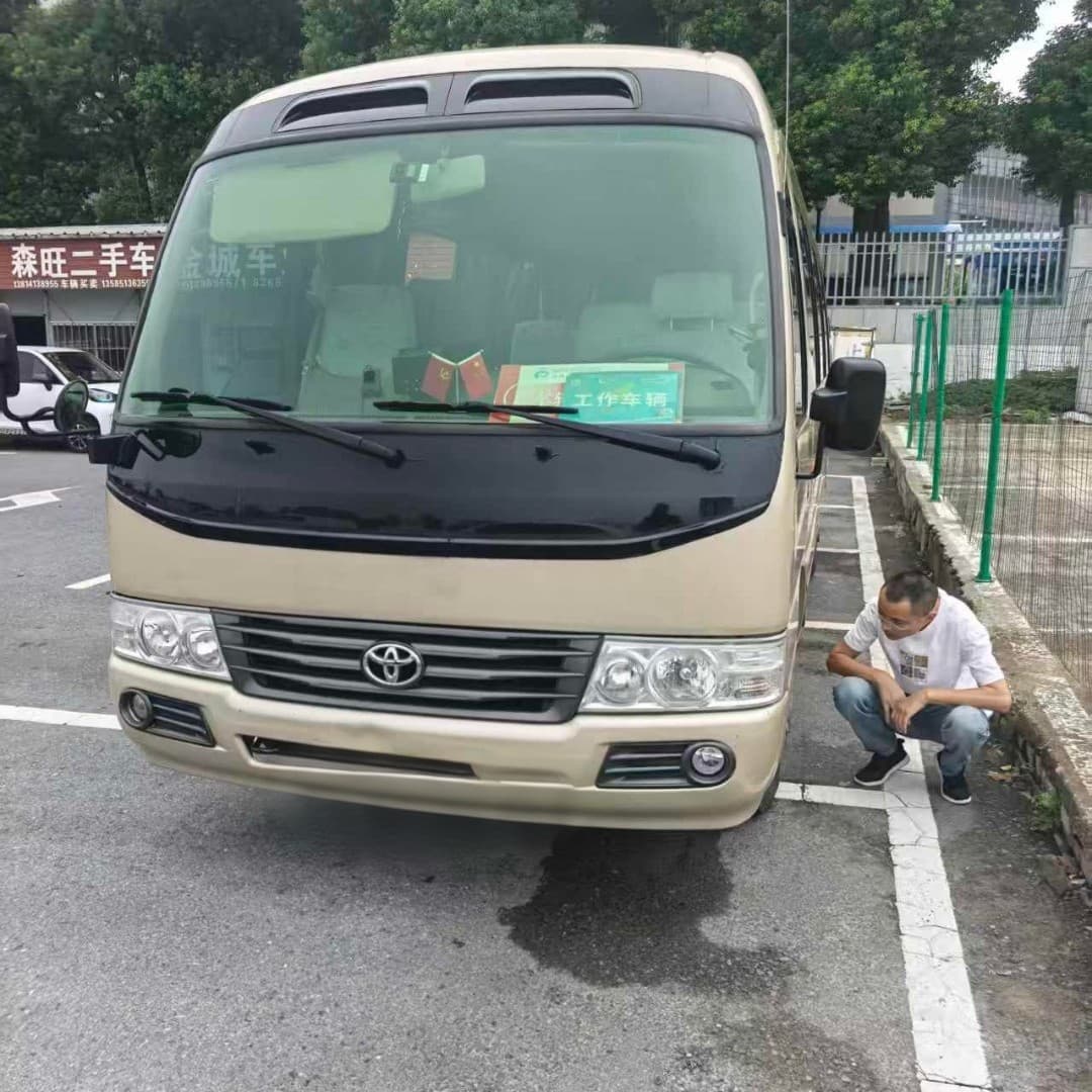 Export Used Toyota Coaster Minibus 13-23 Seats Medium Passenger Vehicle Diesel Emission Minibus