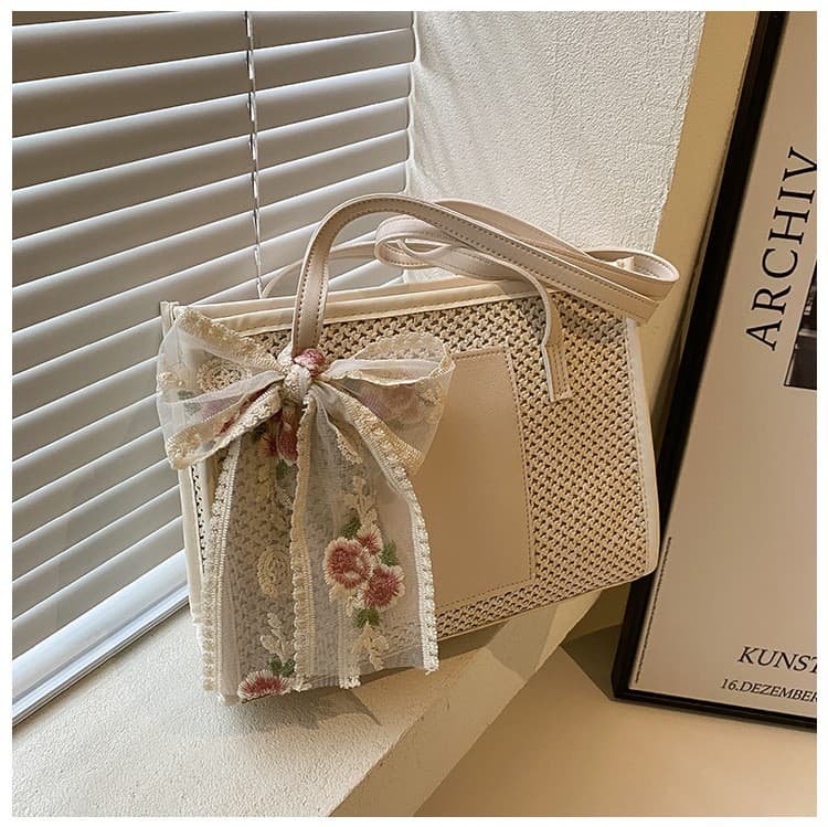 Simple and Elegant Scarf Shoulder Bag New Straw Woven Tote Bag Literary Lady Summer Beach Large Capacity Handbag