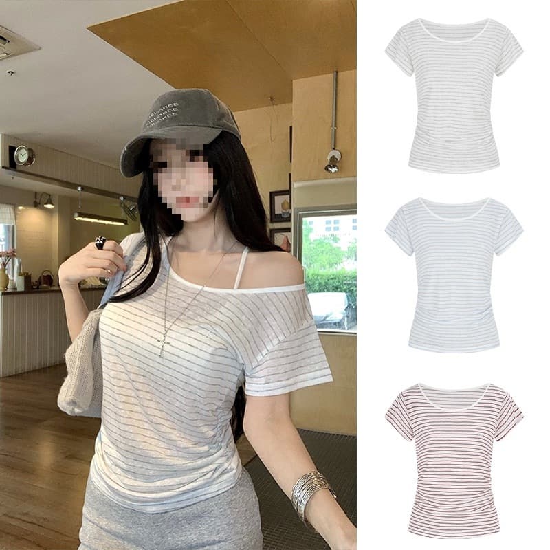 /Queen of Magic West stitching contrasting color off-shoulder design short-sleeved shirt waist pleated off-shoulder top