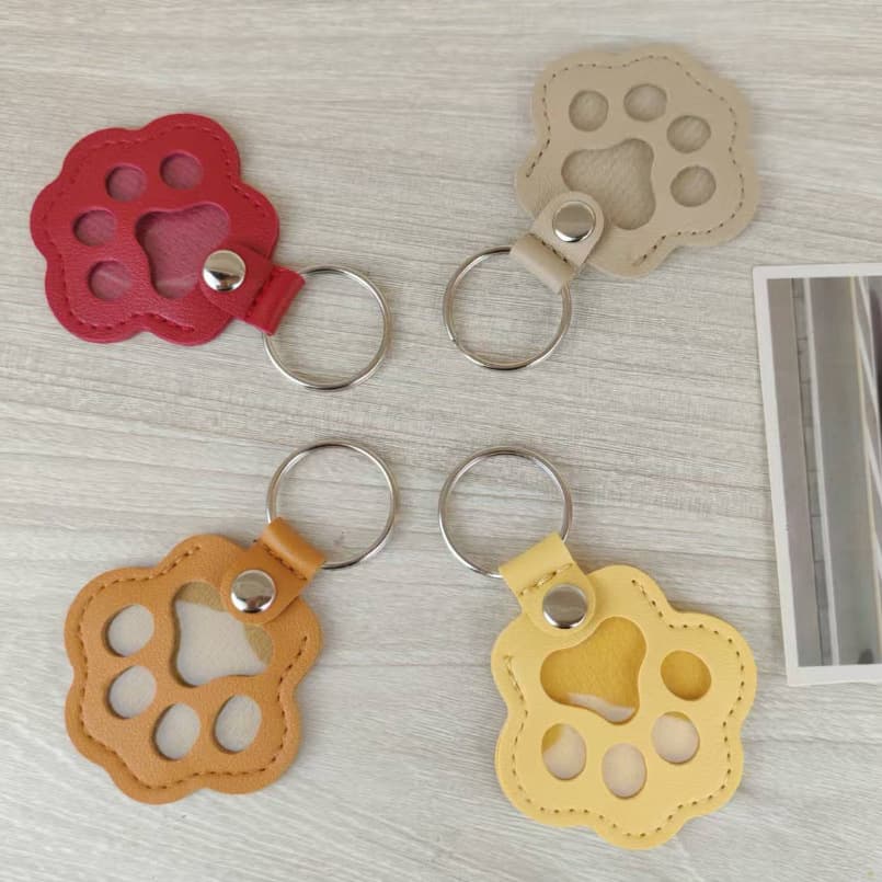 Factory Stock Creative Dog Paw Cat Paw Pet Keychain Pendant Transparent Can Hold Photos Pet Accessories