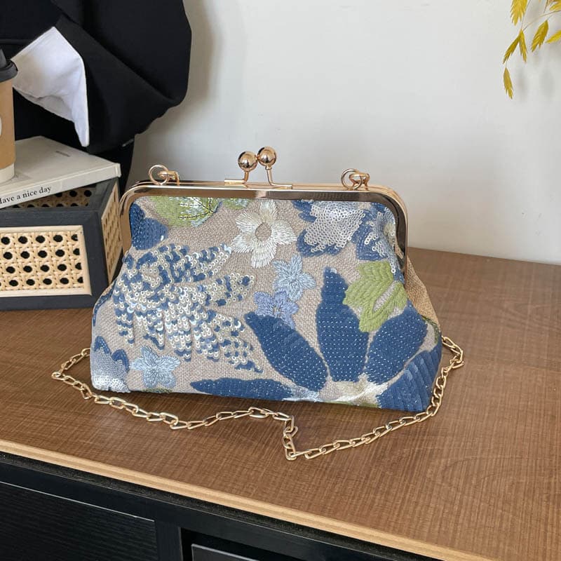 New Chinese style trend chain, versatile new style, summer personality, commuting, foreign style, fashionable and high-end crossbody bag for women