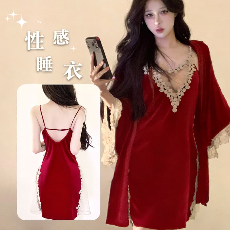 Sexy lingerie, sexy pajamas set for women, autumn and winter velvet pure lust style suspender nightgown, hollow lace stitching and deep V