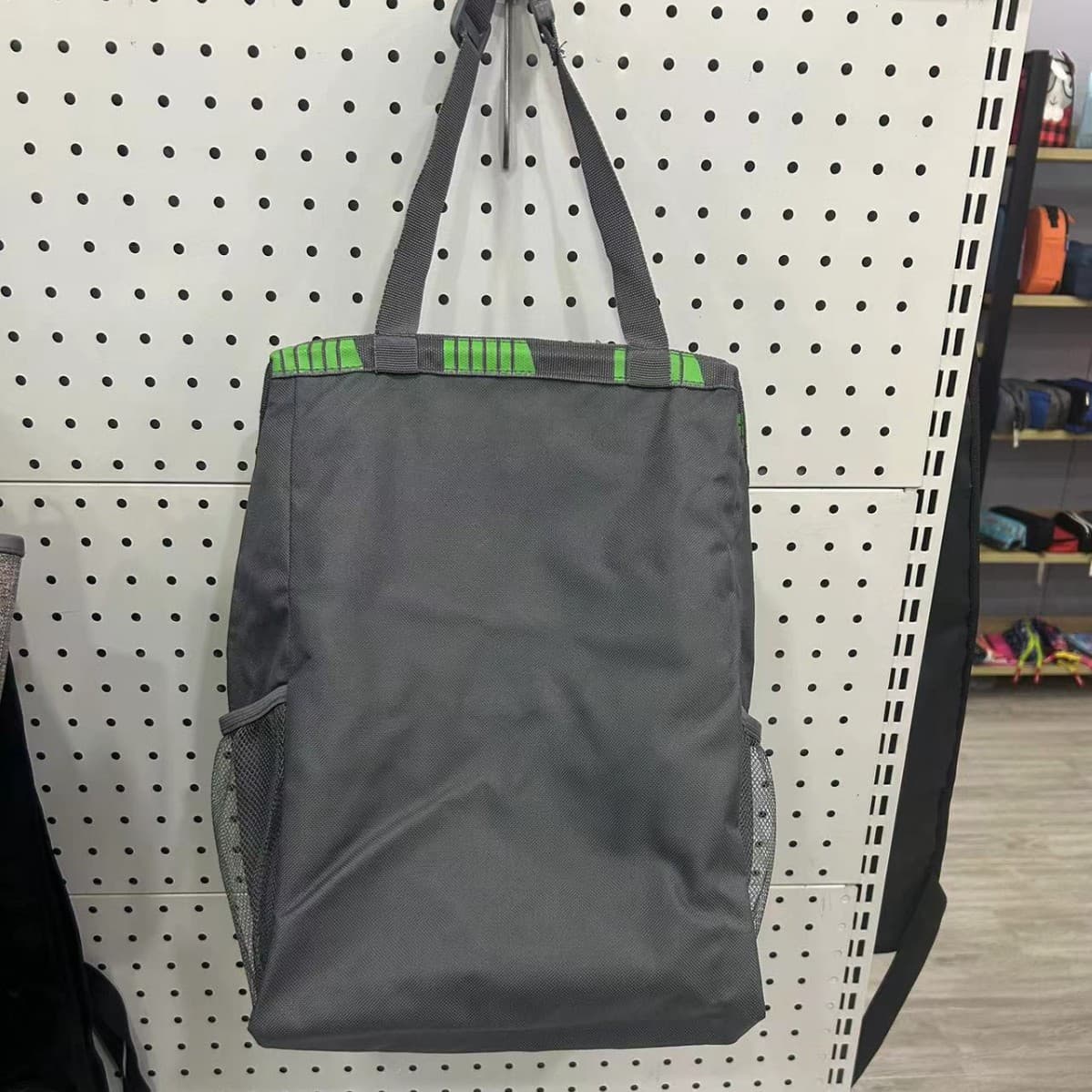 Hanging Car Trash Can with Waterproof Multi-functional Storage Pouch for Seat Back, Export Special