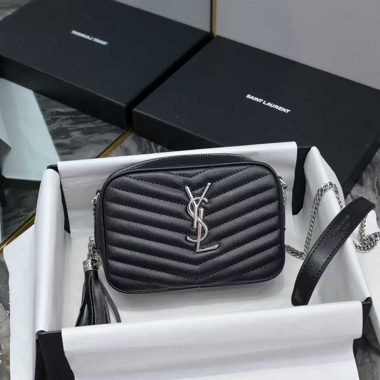 Cross-border supply new classic poplar tassel camera bag fashionable genuine leather shoulder cross-body women's bag with logo