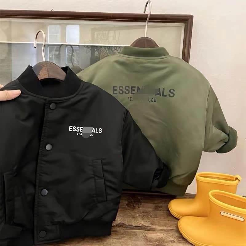 Boys' Quilted Jacket Winter 2025 New Arrival Kids' Thick Cotton Coat Toddler Single-Breasted Button Baseball Jacket