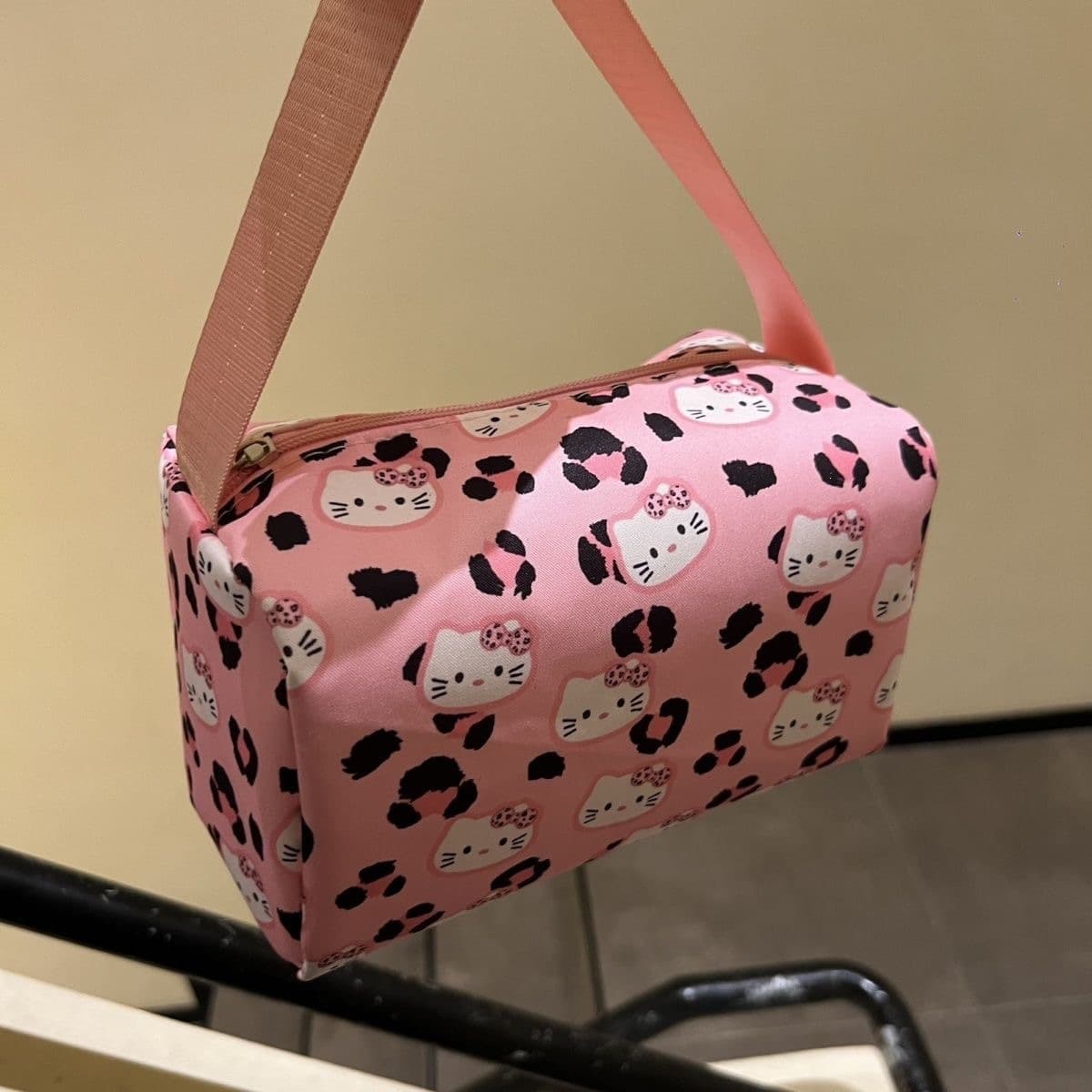 New Handbag KT High-Aesthetic Cosmetic Bag Large Capacity Portable Storage Bag Cute Travel Outing Handheld B19